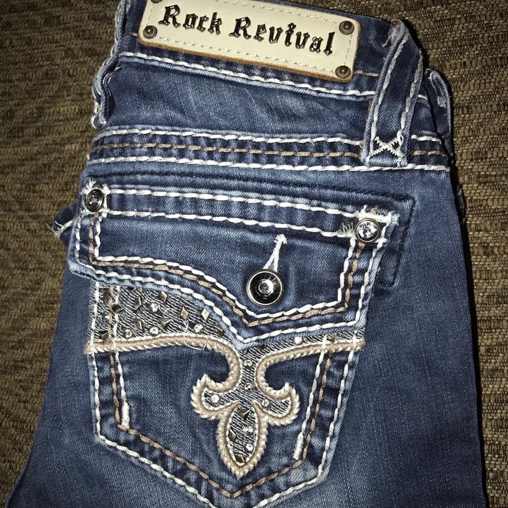 Rock revival Avery Straight 25x 33